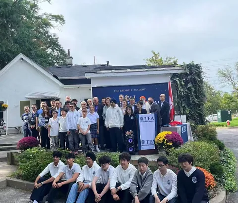 A group photograph marking the launch of the incubator.